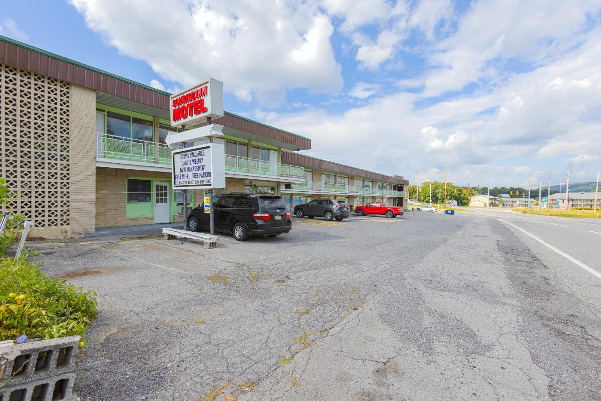 Sonrise Inn Lincoln Hwy By Oyo Breezewood Bagian luar foto