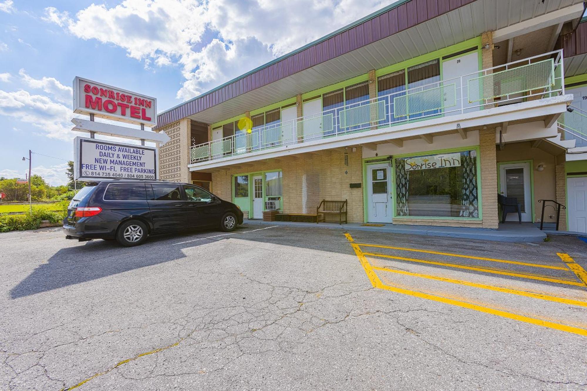 Sonrise Inn Lincoln Hwy By Oyo Breezewood Bagian luar foto