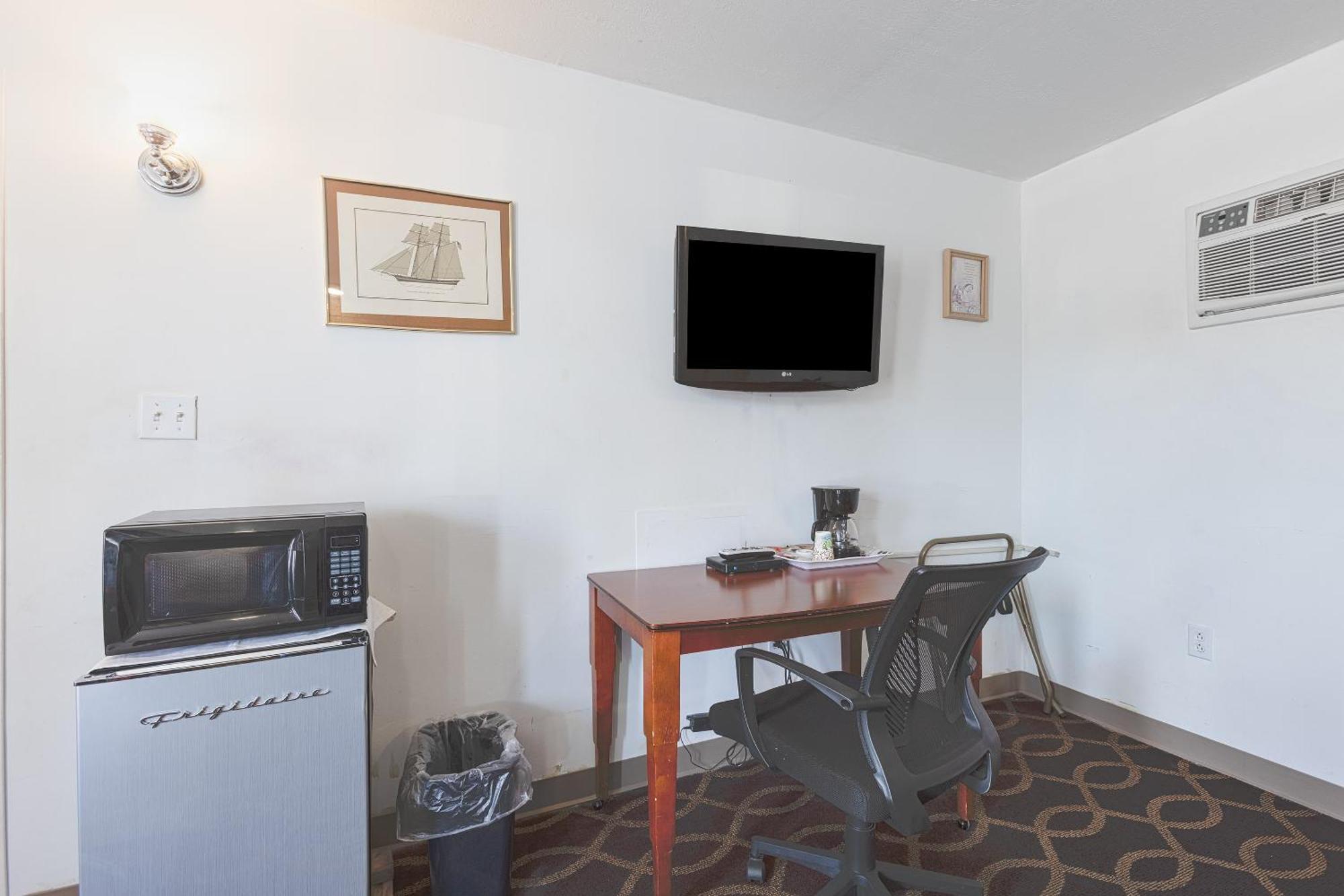 Sonrise Inn Lincoln Hwy By Oyo Breezewood Bagian luar foto