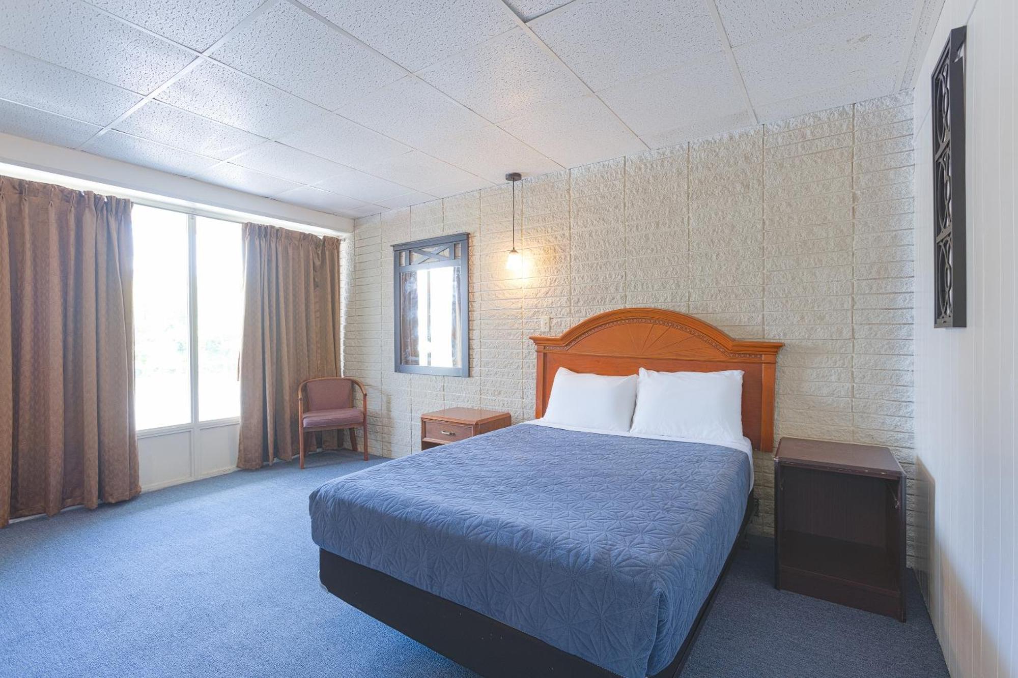 Sonrise Inn Lincoln Hwy By Oyo Breezewood Bagian luar foto