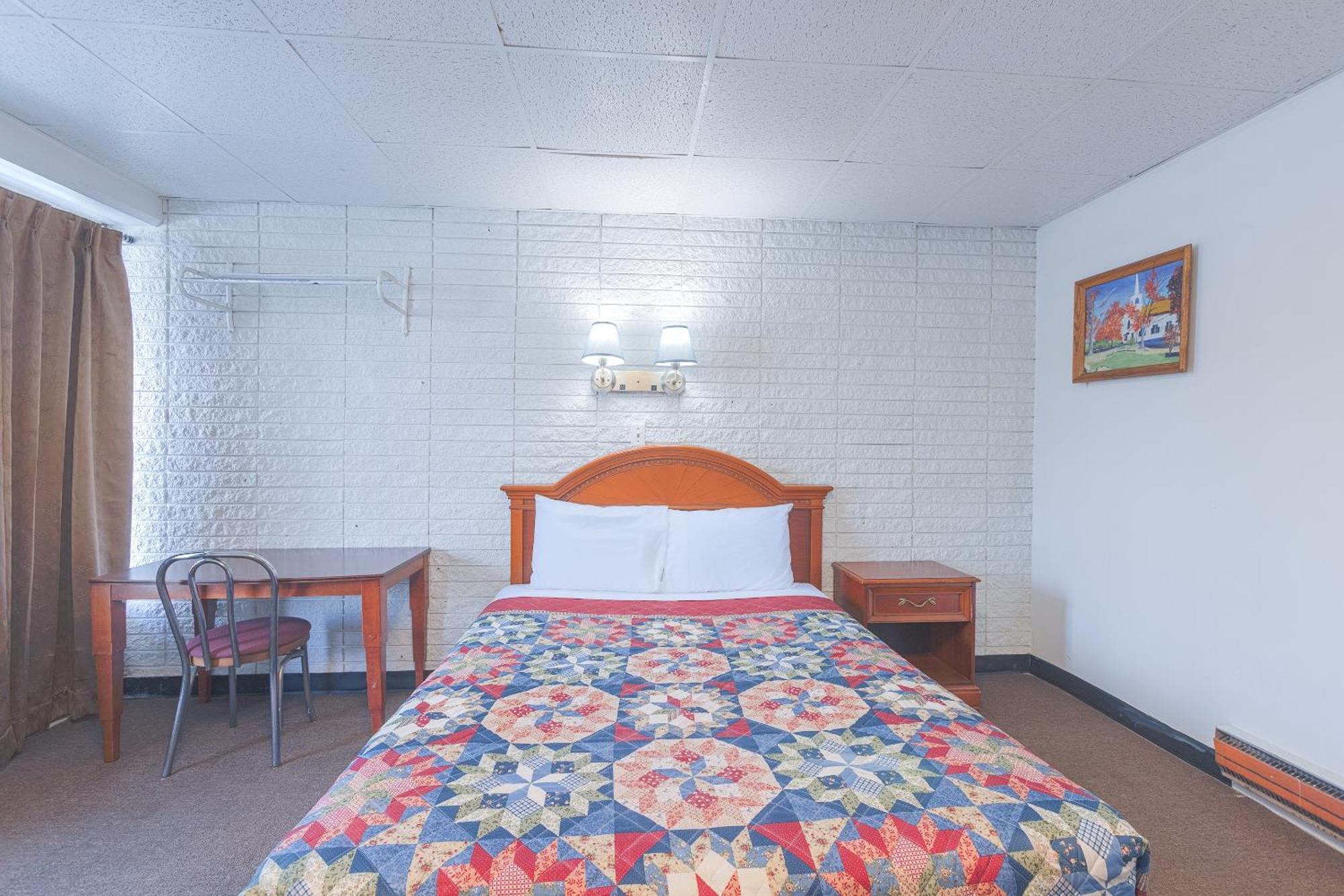 Sonrise Inn Lincoln Hwy By Oyo Breezewood Bagian luar foto