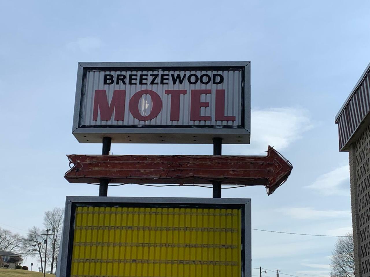 Sonrise Inn Lincoln Hwy By Oyo Breezewood Bagian luar foto
